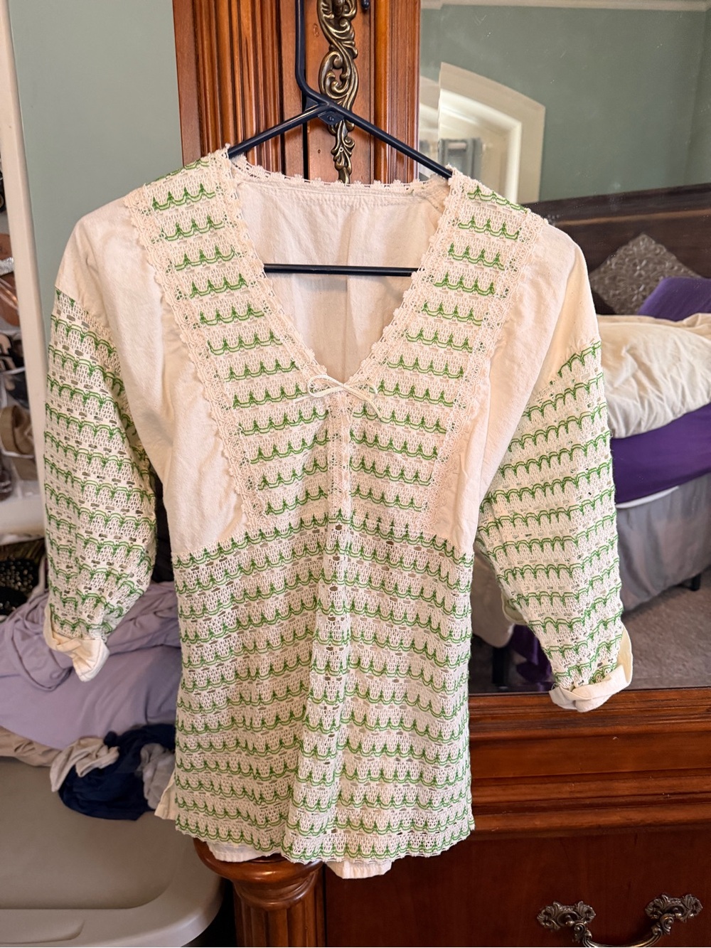 Vintage Cream and Green Embroidered Women's Peasant Top